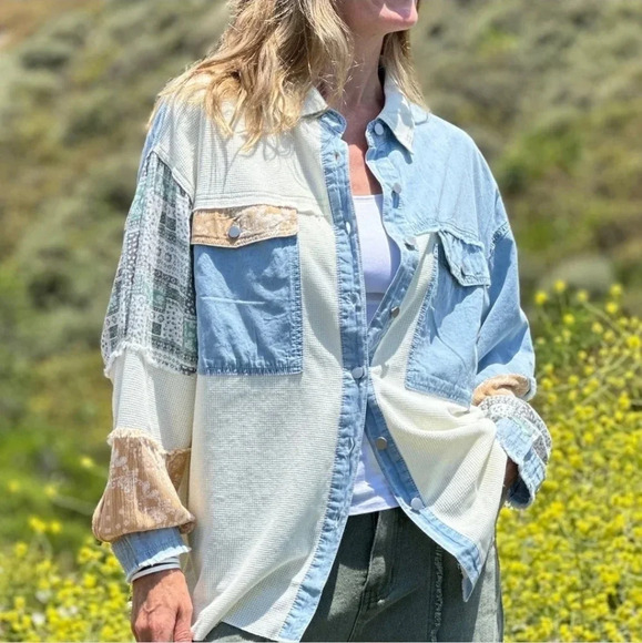 New! POL Oversized Contrast Denim Ivory Fabric Panels Button Down Shacket - Picture 1 of 13